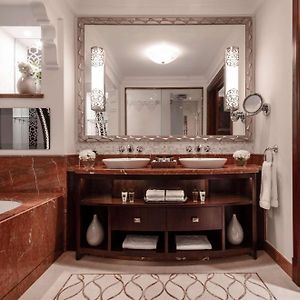 Palace Superior Twin Room Waterpark Access